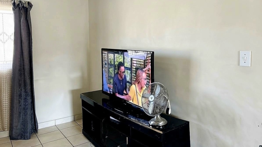 4 Bedroom Property for Sale in Freedom Park North West